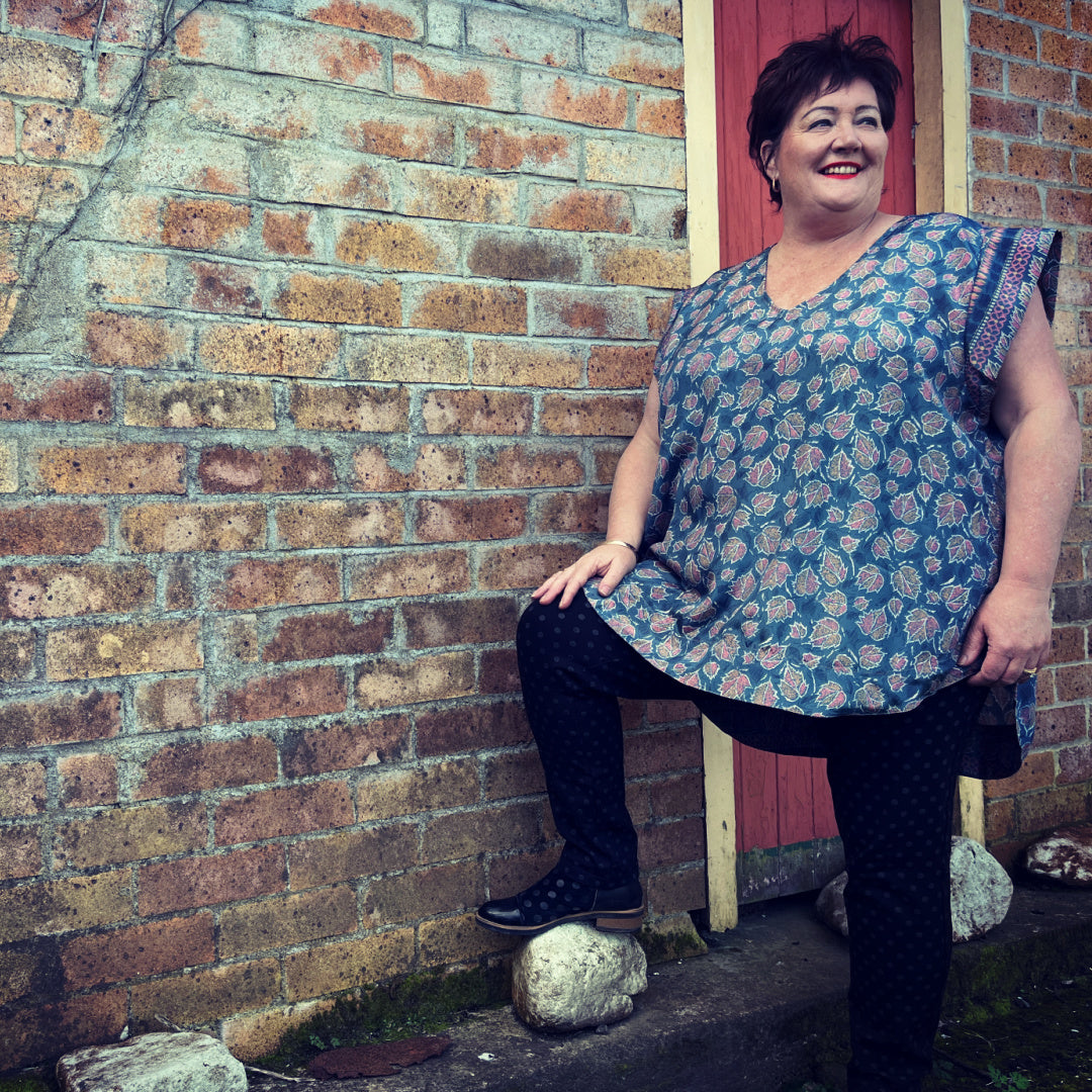 UNXL01 - Cap Sleeve Top