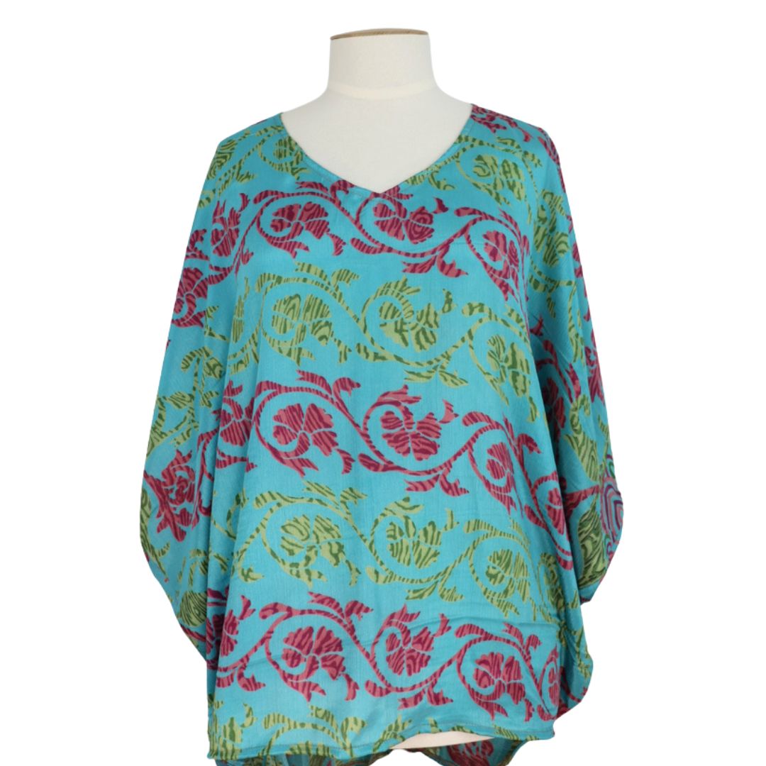 BWM163 - Batwing Top