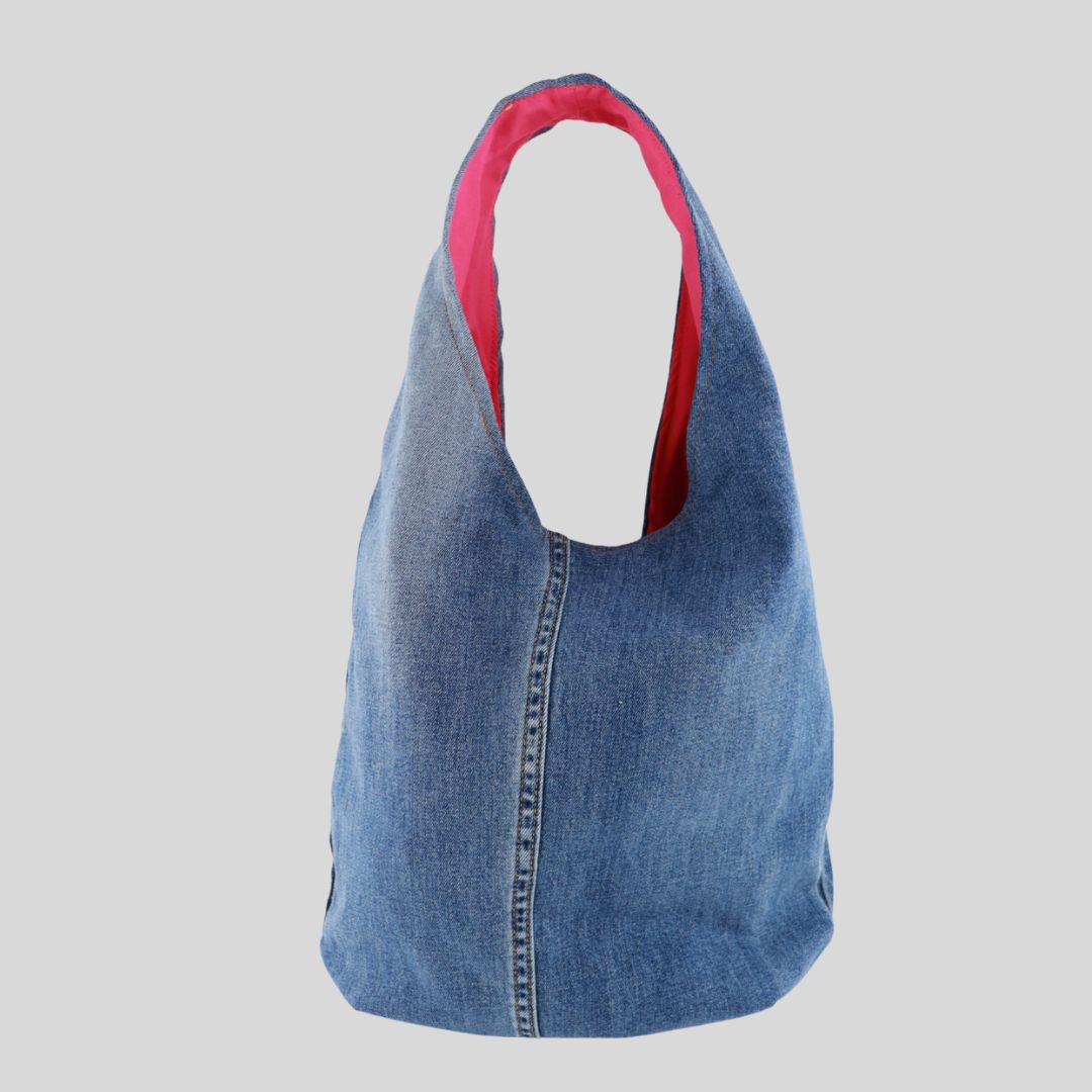 DBJ10 - JULIE - Levi Strauss