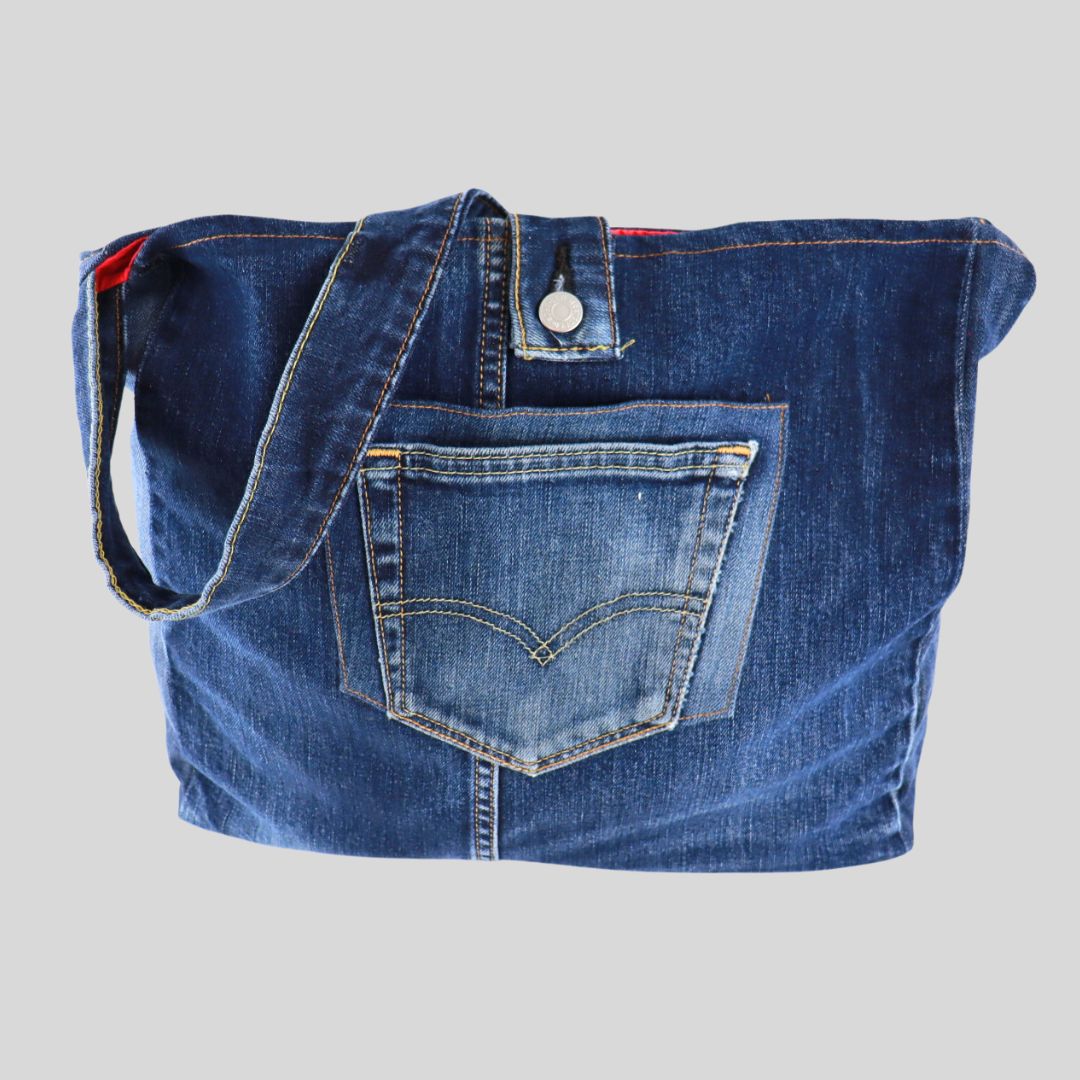 DBB08 BARBARA Levi Strauss – Amy Ella