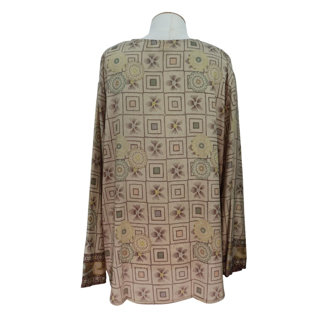 LTM47 - Long Sleeve Top