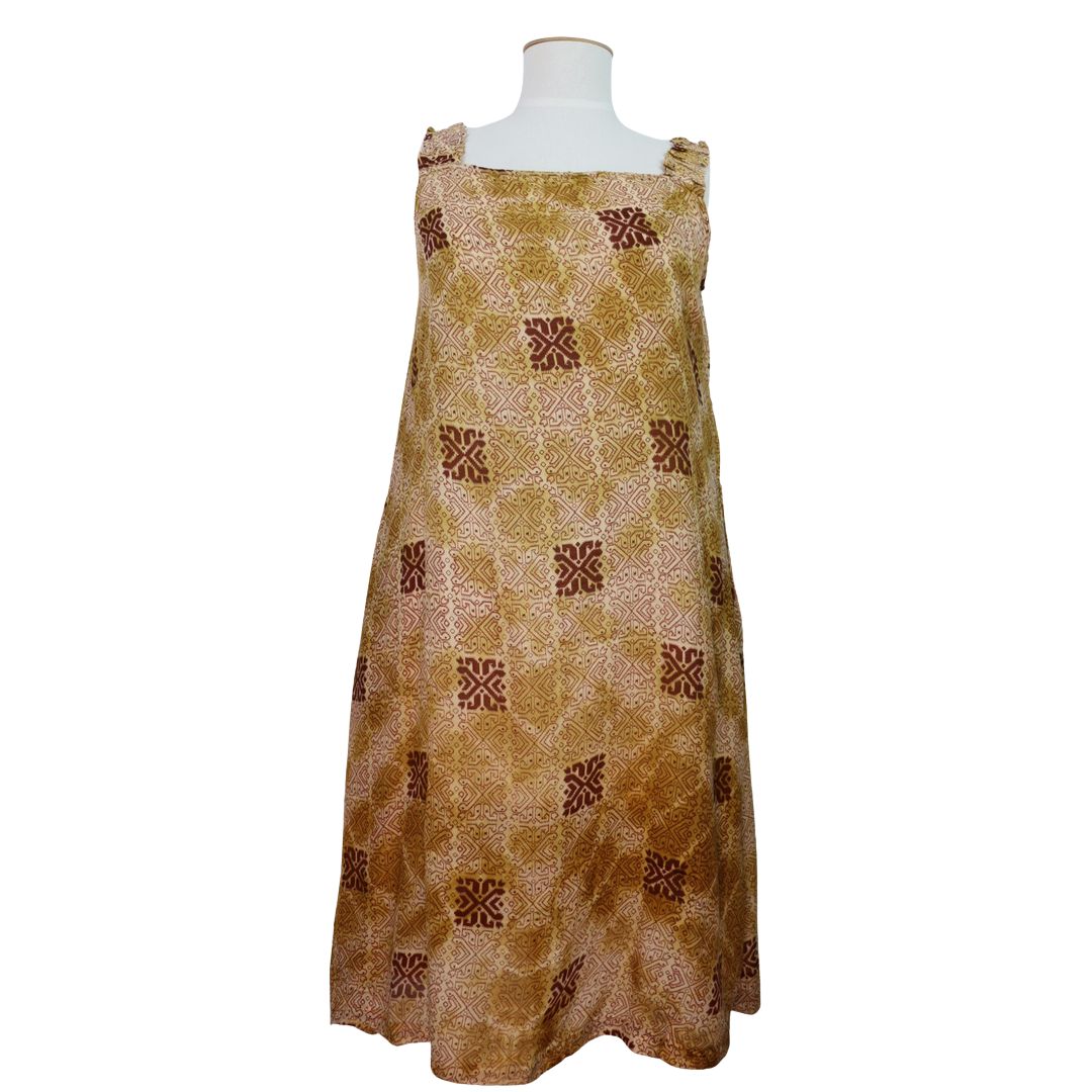 LUL11 - Lulu Dress