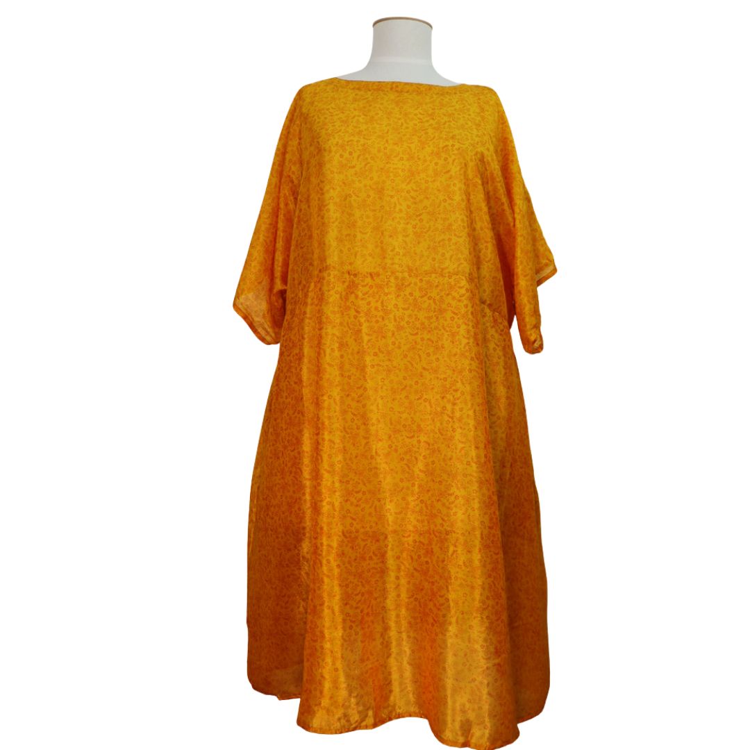 SDXL13 - Sandy Dress