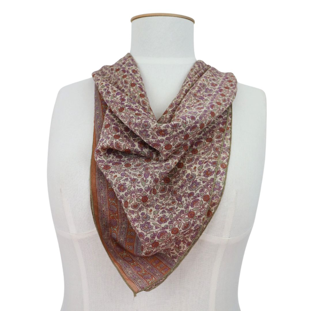 SQ22 - SCARF