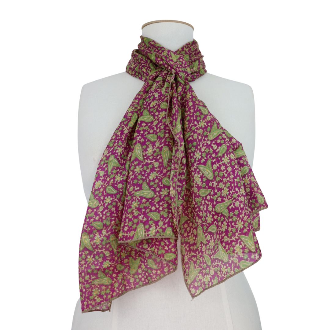 S547 - SCARF