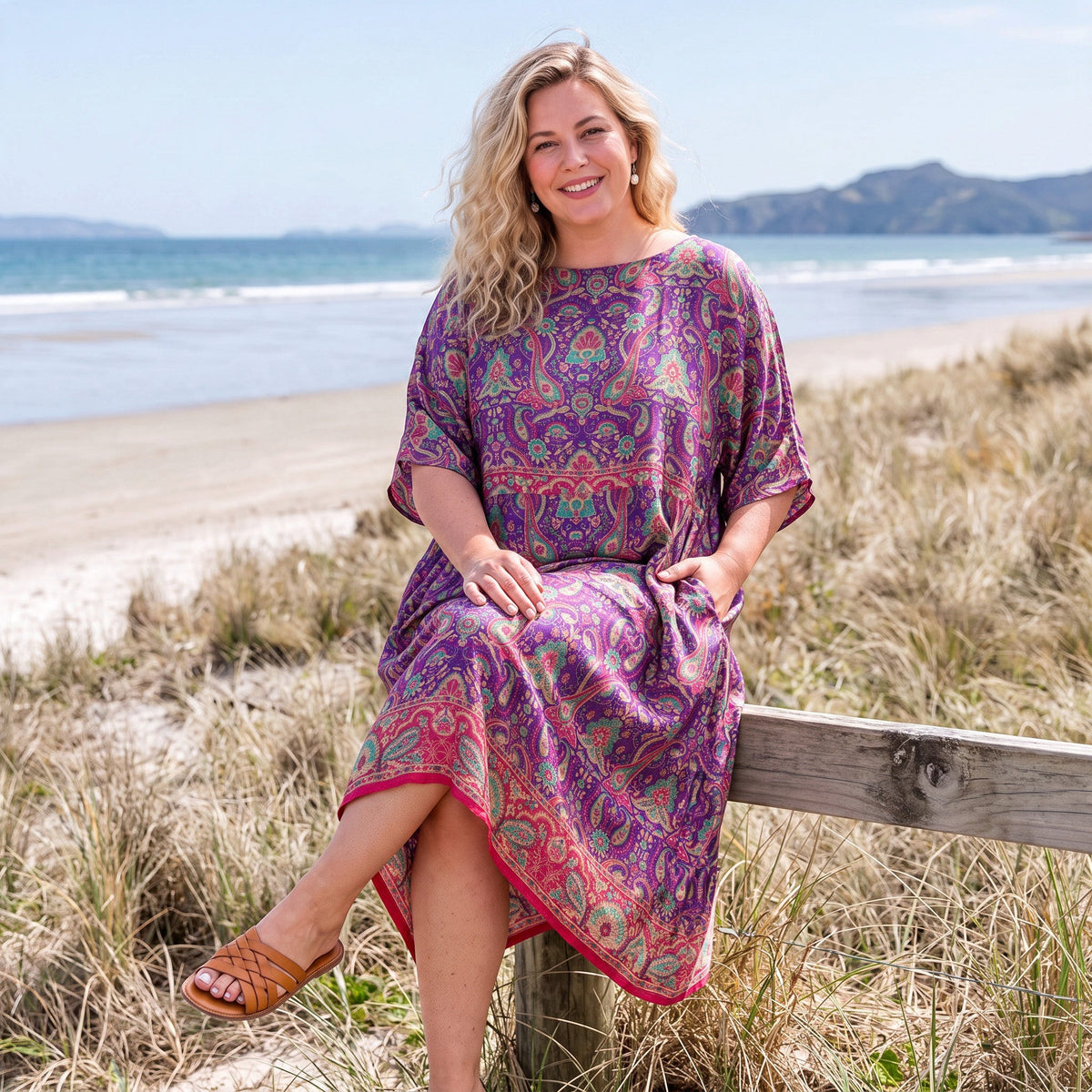 Sandy Dress 22-24, US 18-20