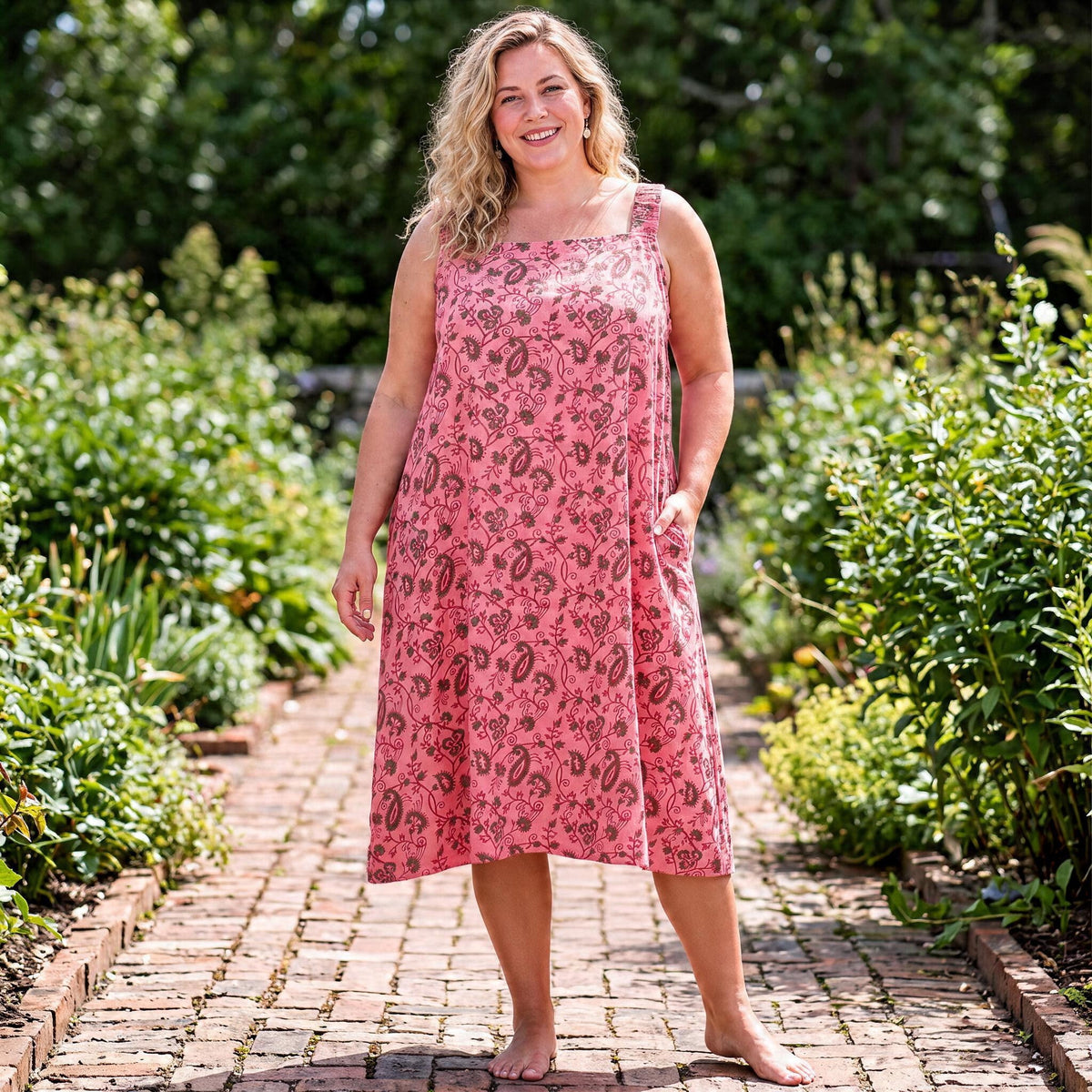 Lulu Dress 26-28, US 22-24