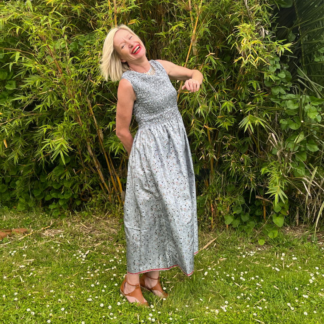 POPPY DRESSES 10-12, US 6-8