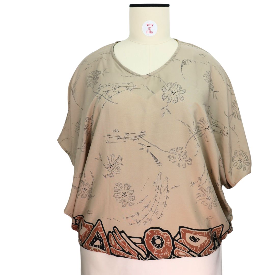 BWXXX69 - Batwing Top R