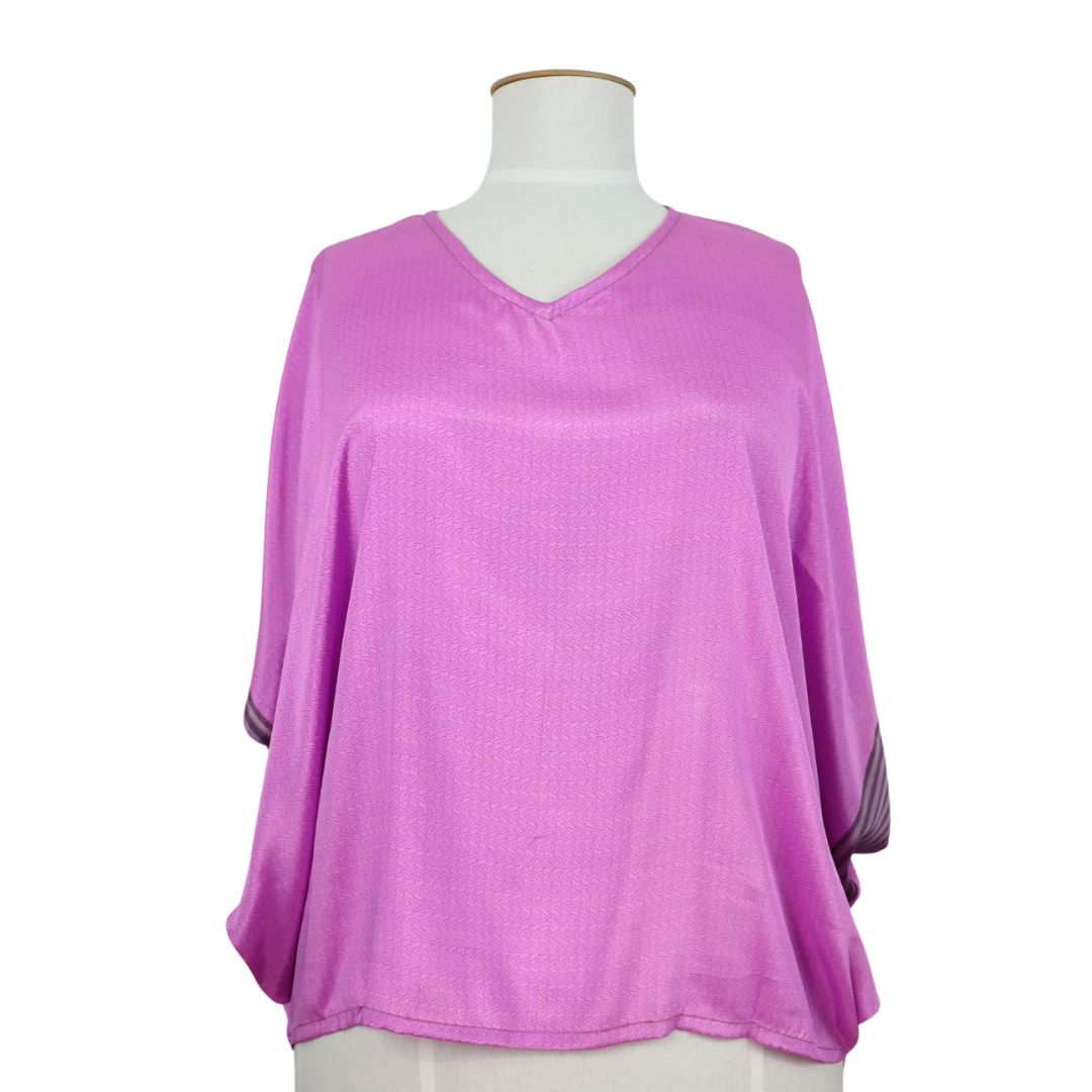 BWLXL21 BATWING TOP 18-20