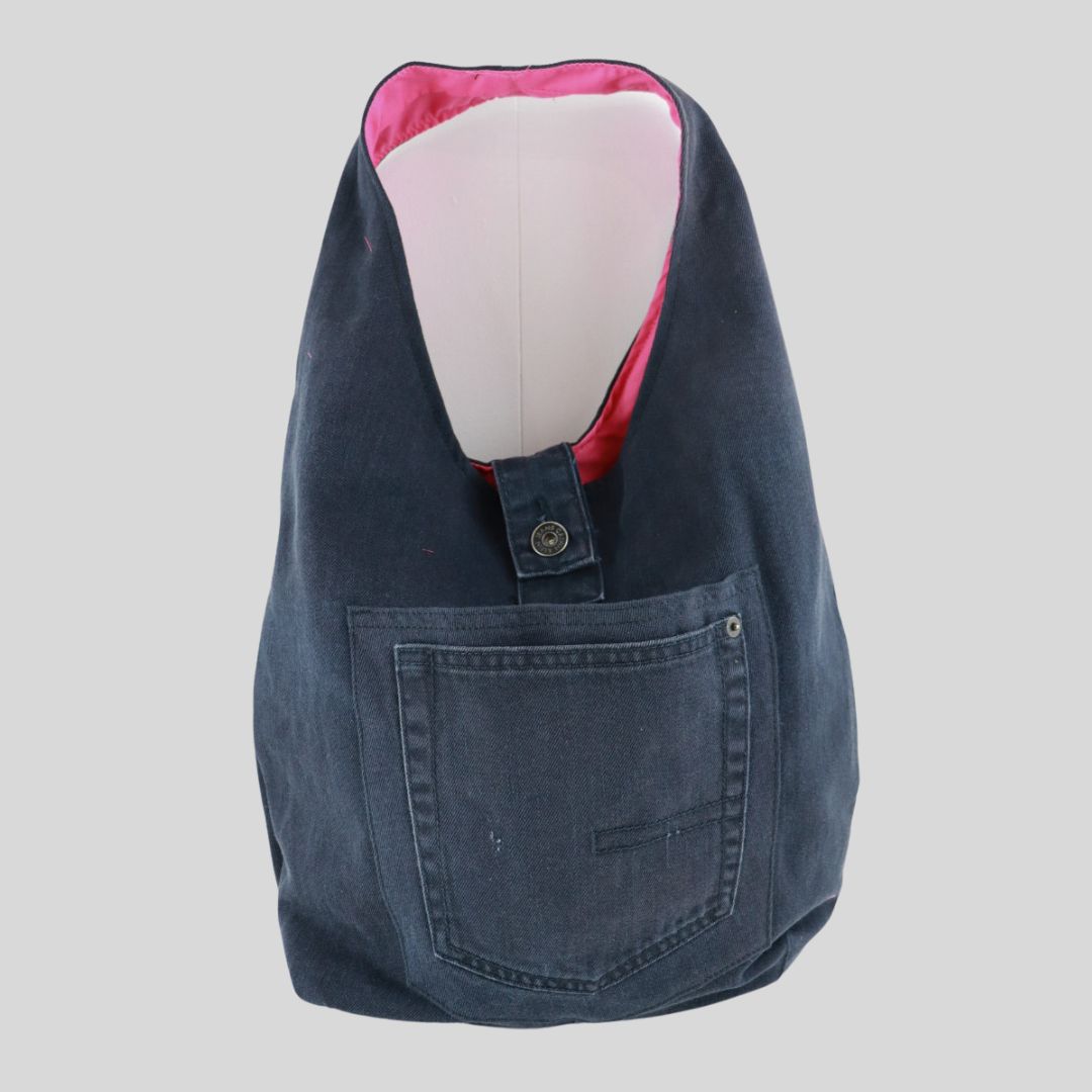 DBJ12 - JULIE - Calvin Klein