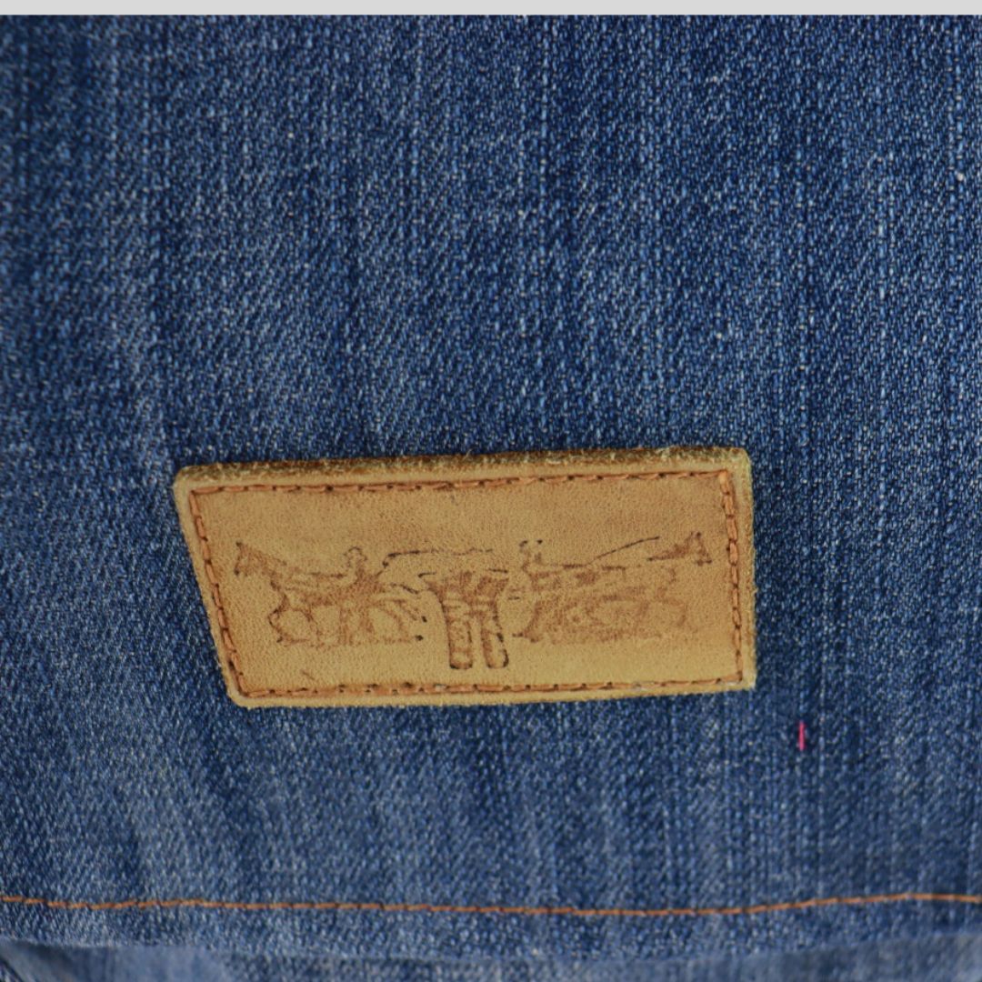 DBA03 - ALICE - Levi Strauss