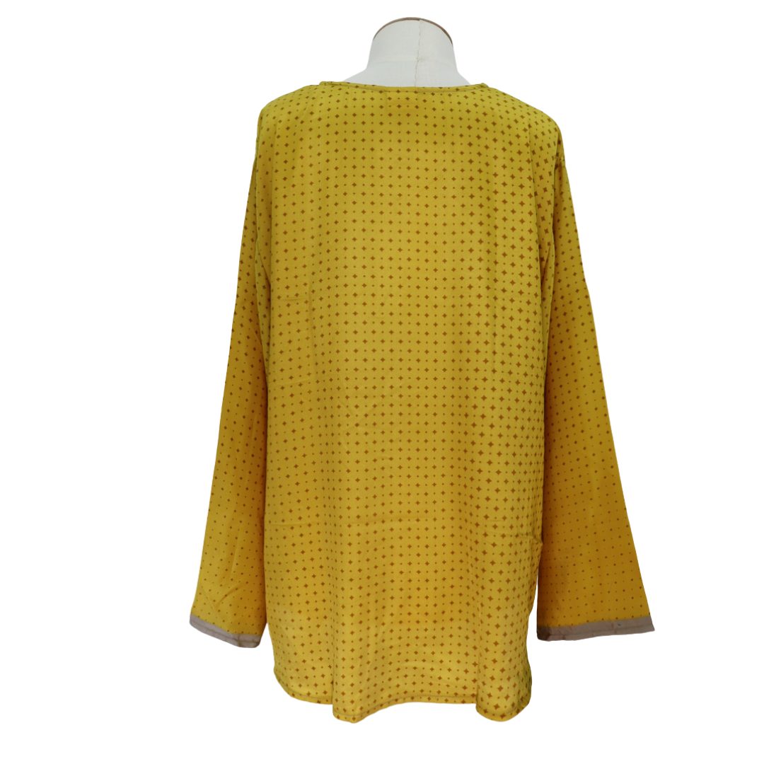 LTM33 - Long Sleeve Top