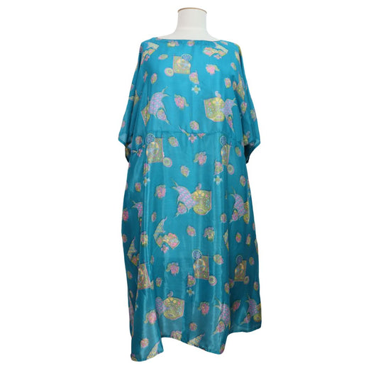 SDXL15 - Sandy Dress