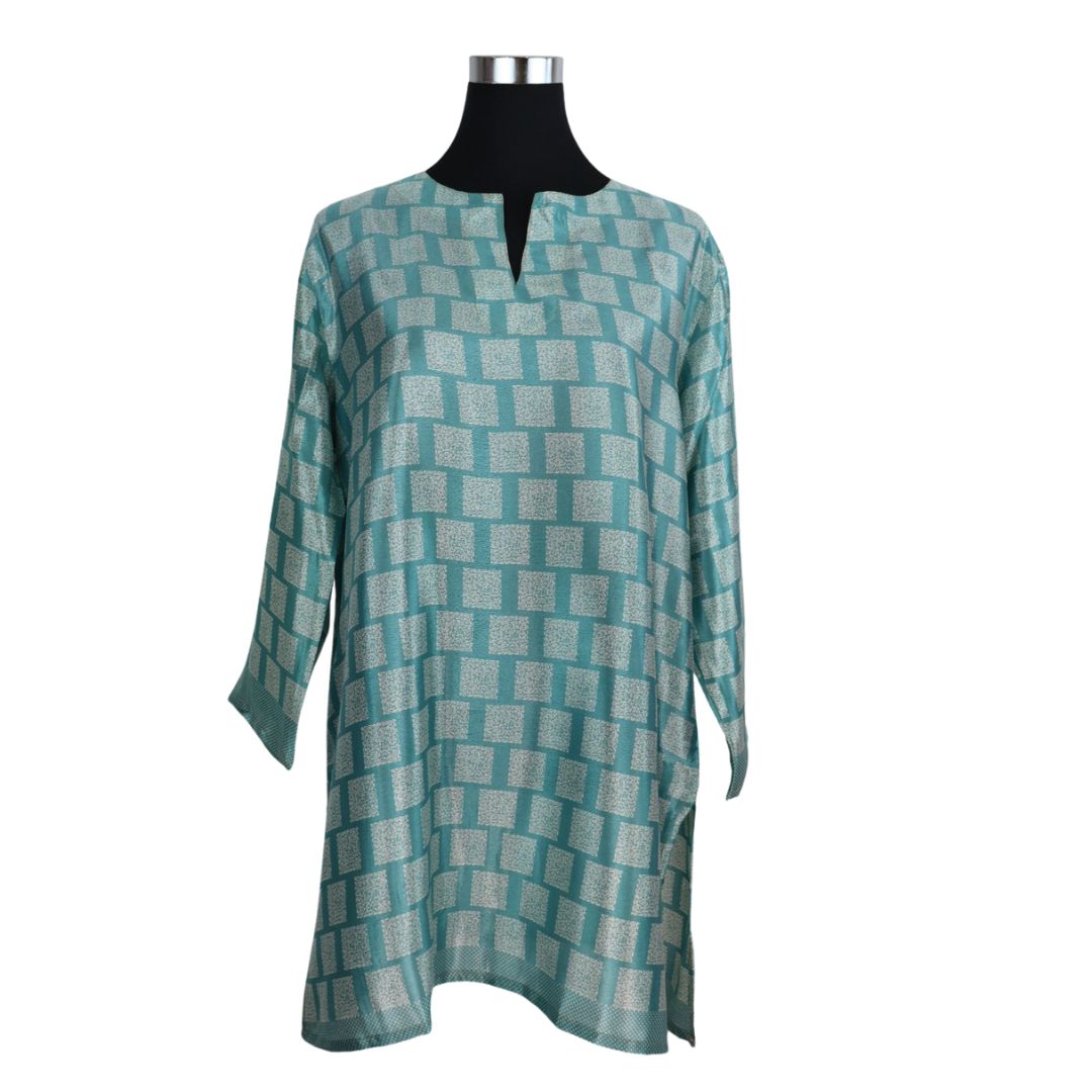 TVML92 - TUNIC 14-16 V NECK (US 10-12)