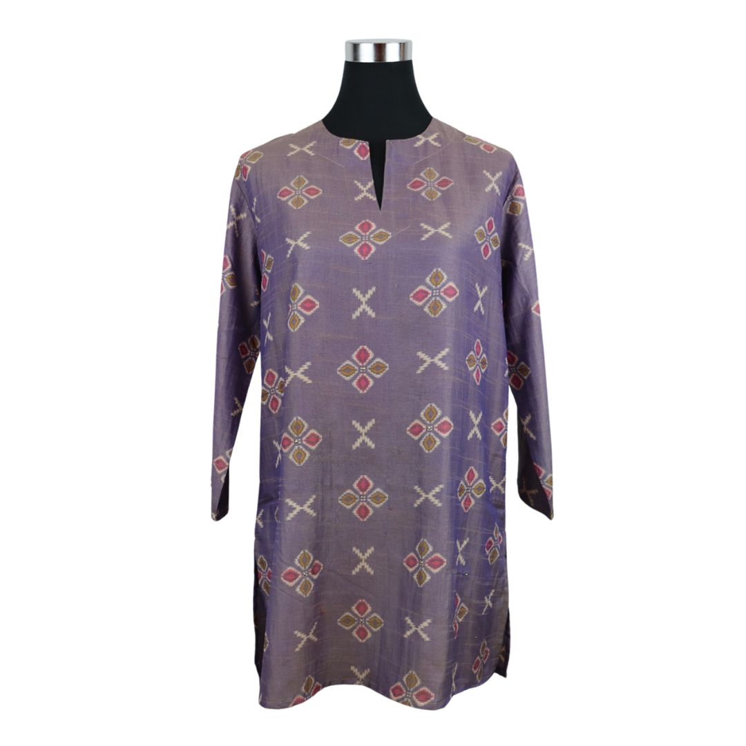 TVSM80 - TUNIC 10-12 V NECK (US 6-8)