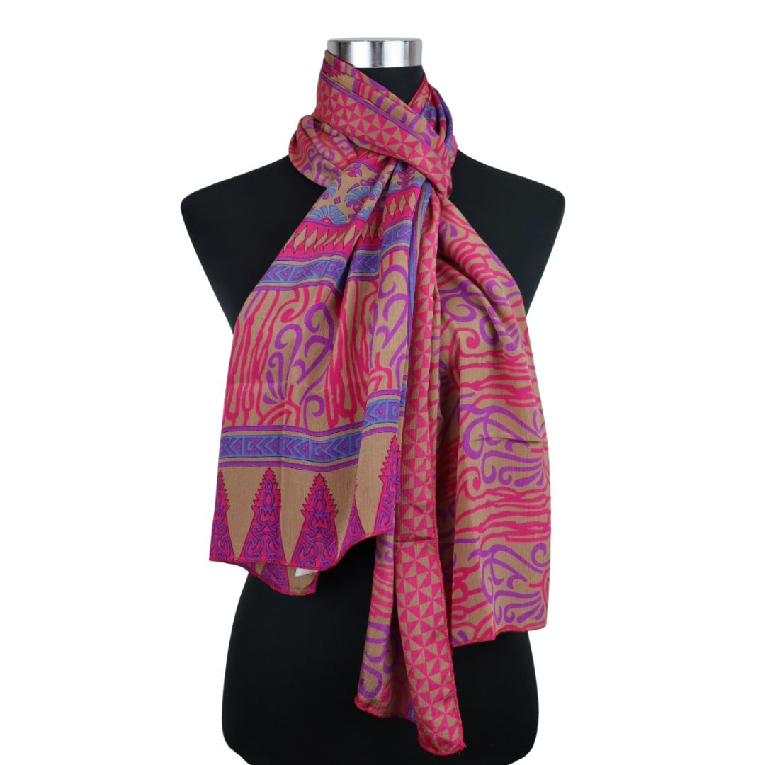 S447 - SCARF